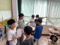 「ふりかえり」を交流している様子です。