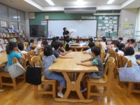 読み聞かせの様子