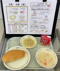 おいしいツナサンドとチャウダー