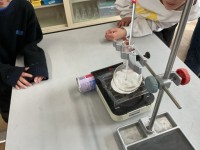 水は熱し続けるとどうなるかの実験