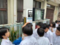 校区探検の様子