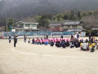 グラウンドに避難完了