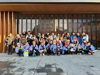 大杓子の前で記念撮影