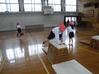 自分のできる技で高さに挑戦！！