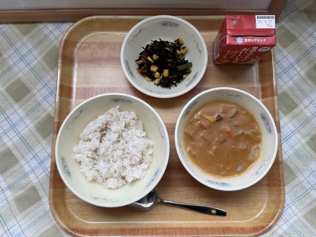 4月27日　手作りルーのチキンカレー