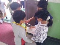 １年生と行きたい場所を相談しながら