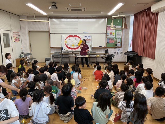 歯みがき指導の様子
