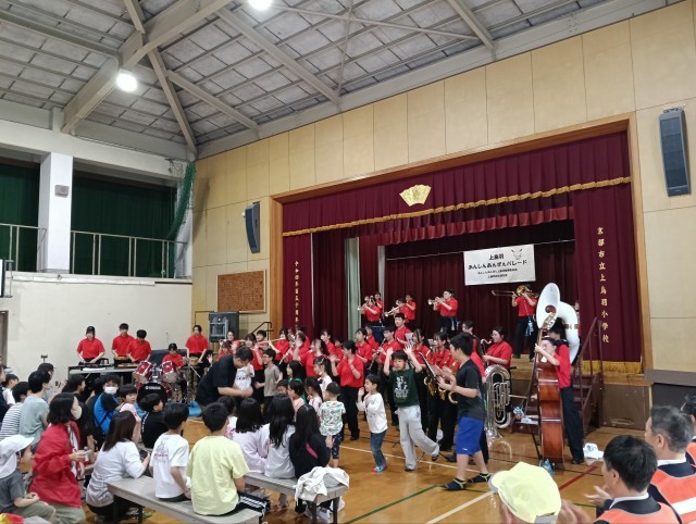 団結式での演奏②