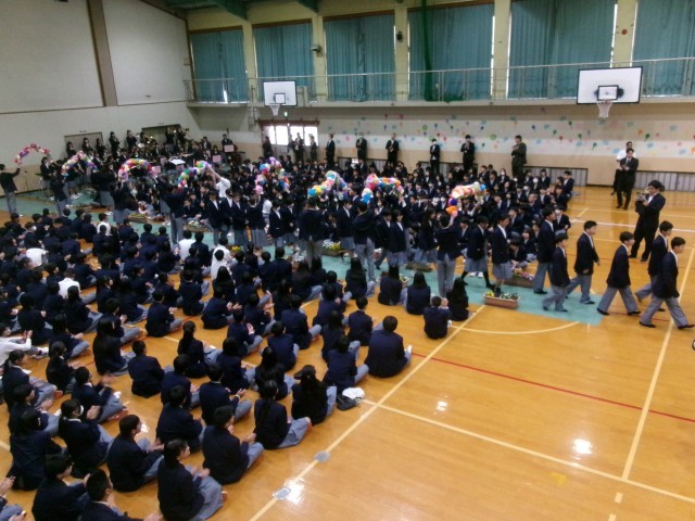 新入生の入場の様子