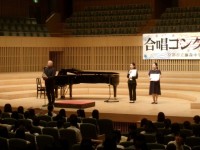 表彰を前に校長先生が講評する様子