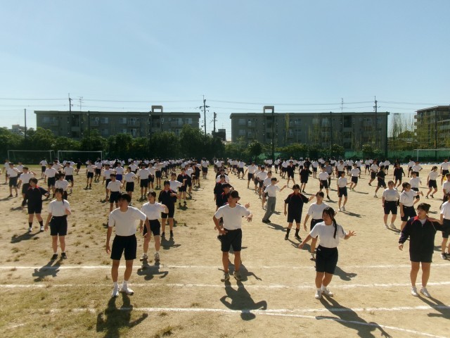 ３年生のダンス練習の様子