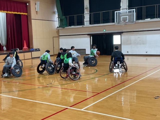 車いすバスケ２