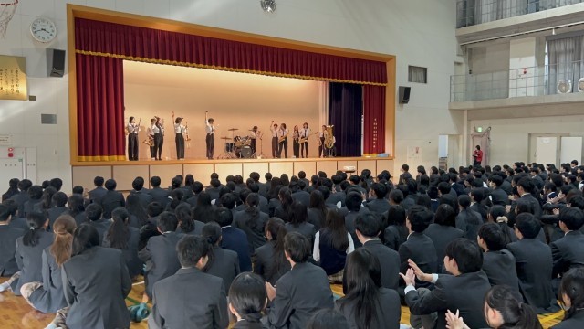 舞台発表の様子