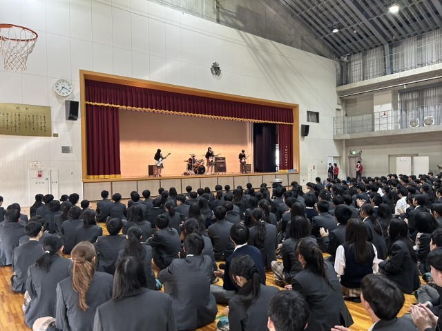 舞台発表の様子