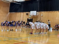 試合開始挨拶の写真