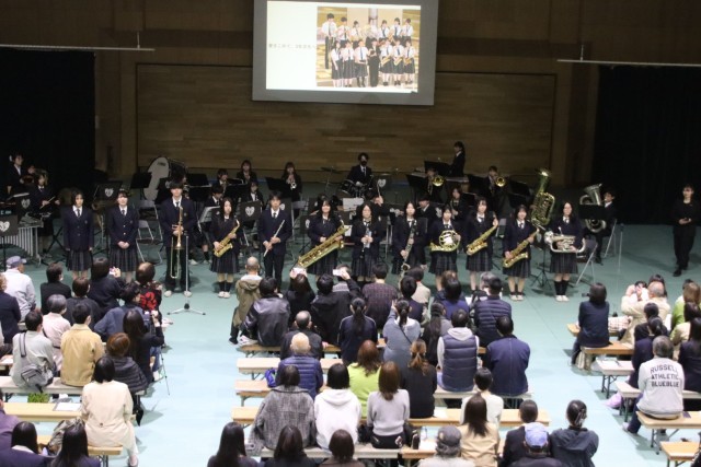 ３年次生12名の卒業ステージ