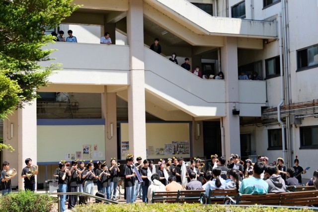 全学年での演奏