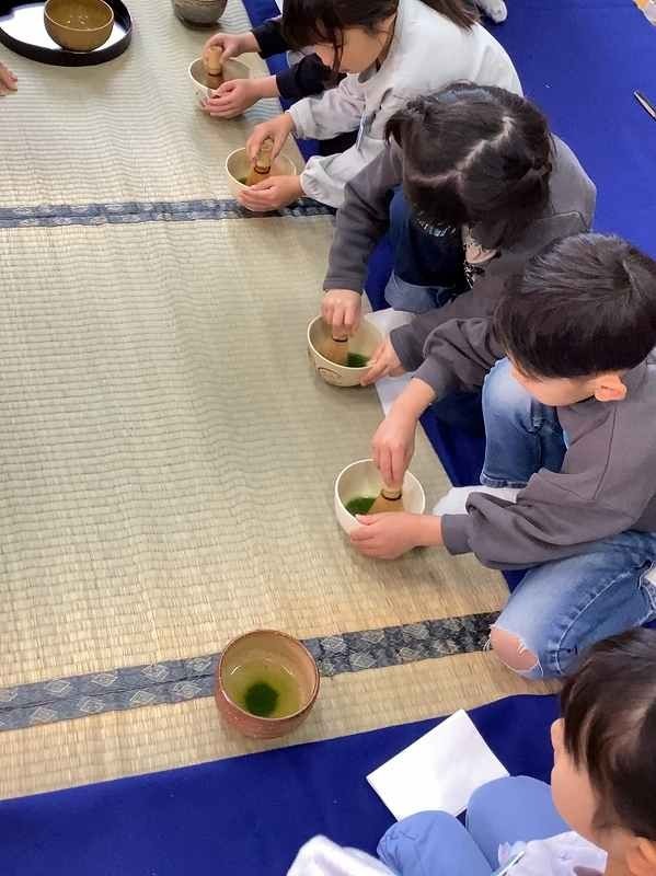 お茶会（自分でお茶をたてました）