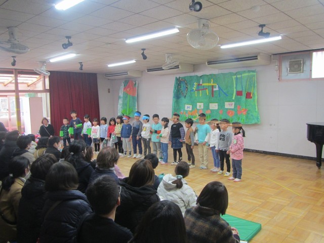 にじ組劇遊び「むしむしけんきゅうたい」